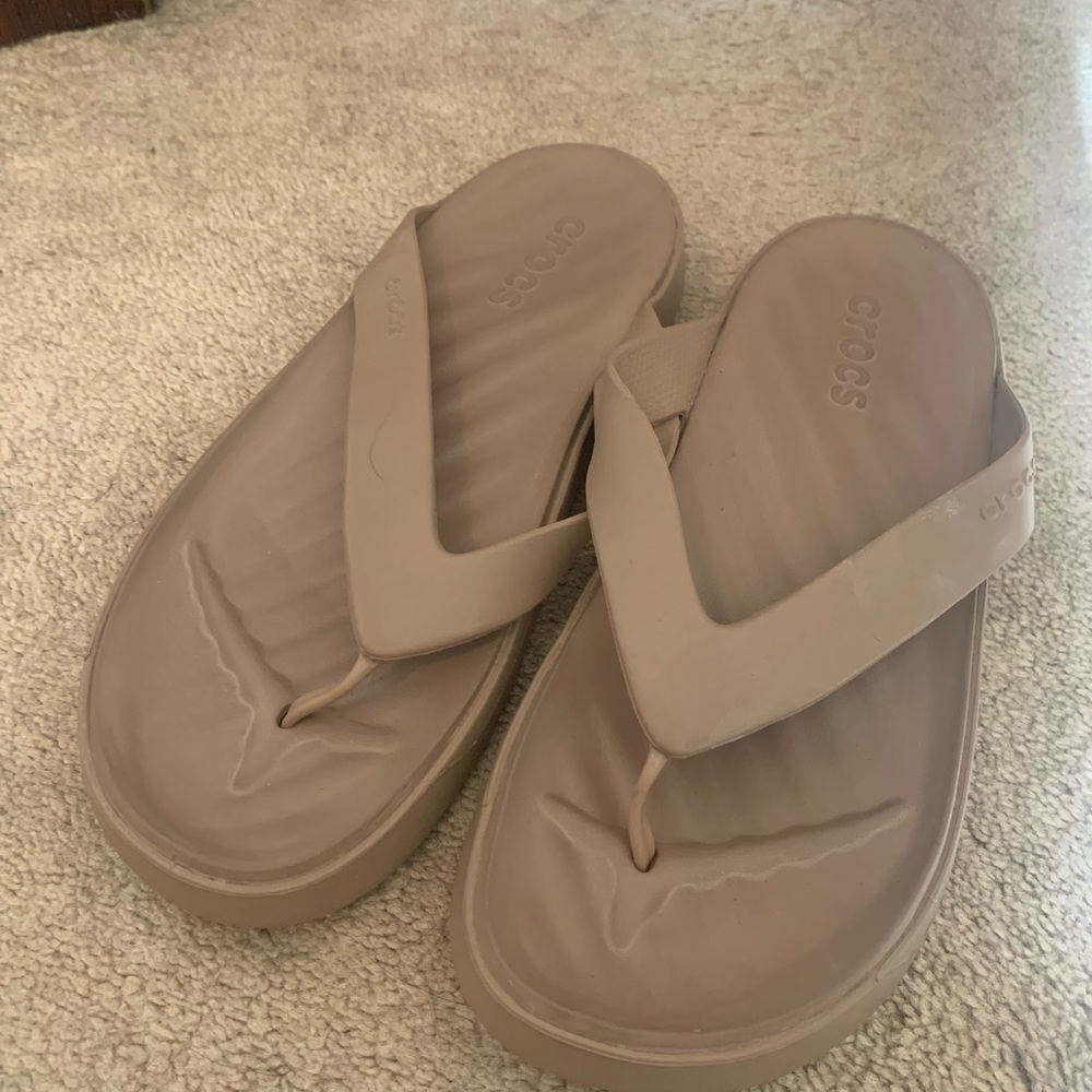 CROCS Tan Flip Flops